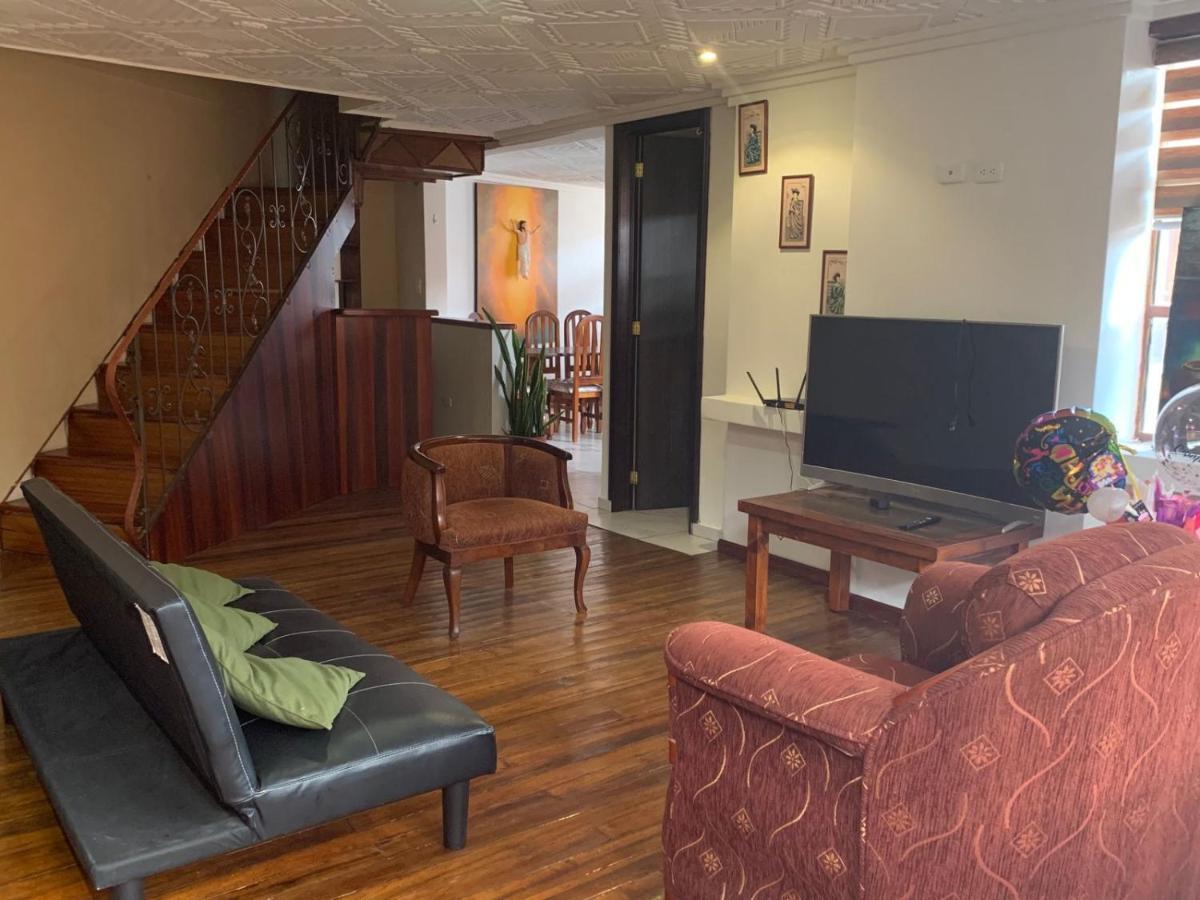 Hostel Santa Canela Cuenca Dış mekan fotoğraf