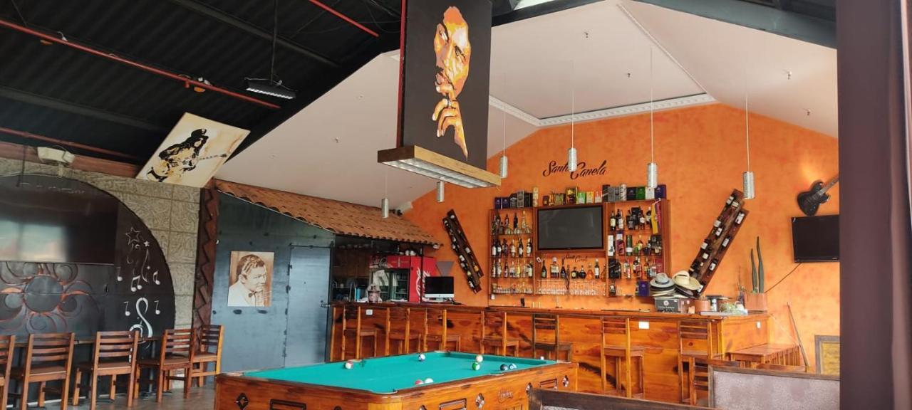 Hostel Santa Canela Cuenca Dış mekan fotoğraf